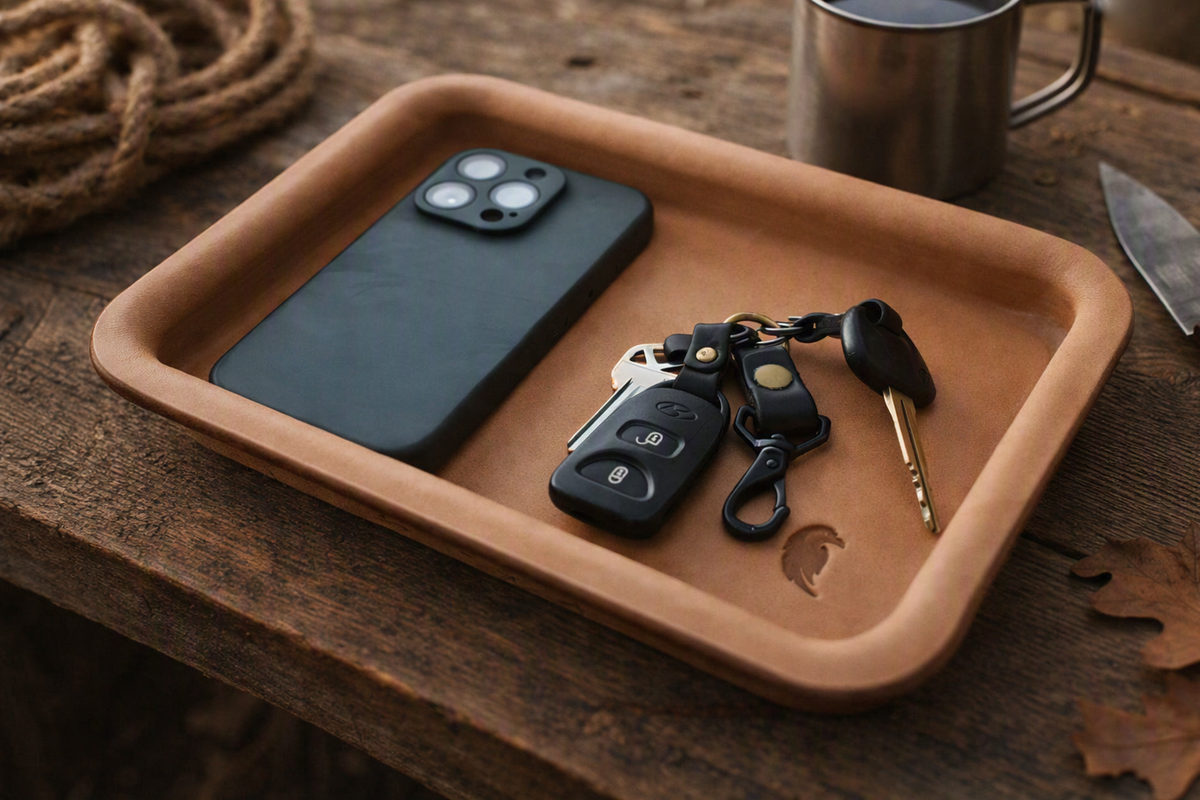 Handmade Full‑Grain Leather EDC Valet Tray | Wet‑Formed Catch‑All (6.25 x 8.75)