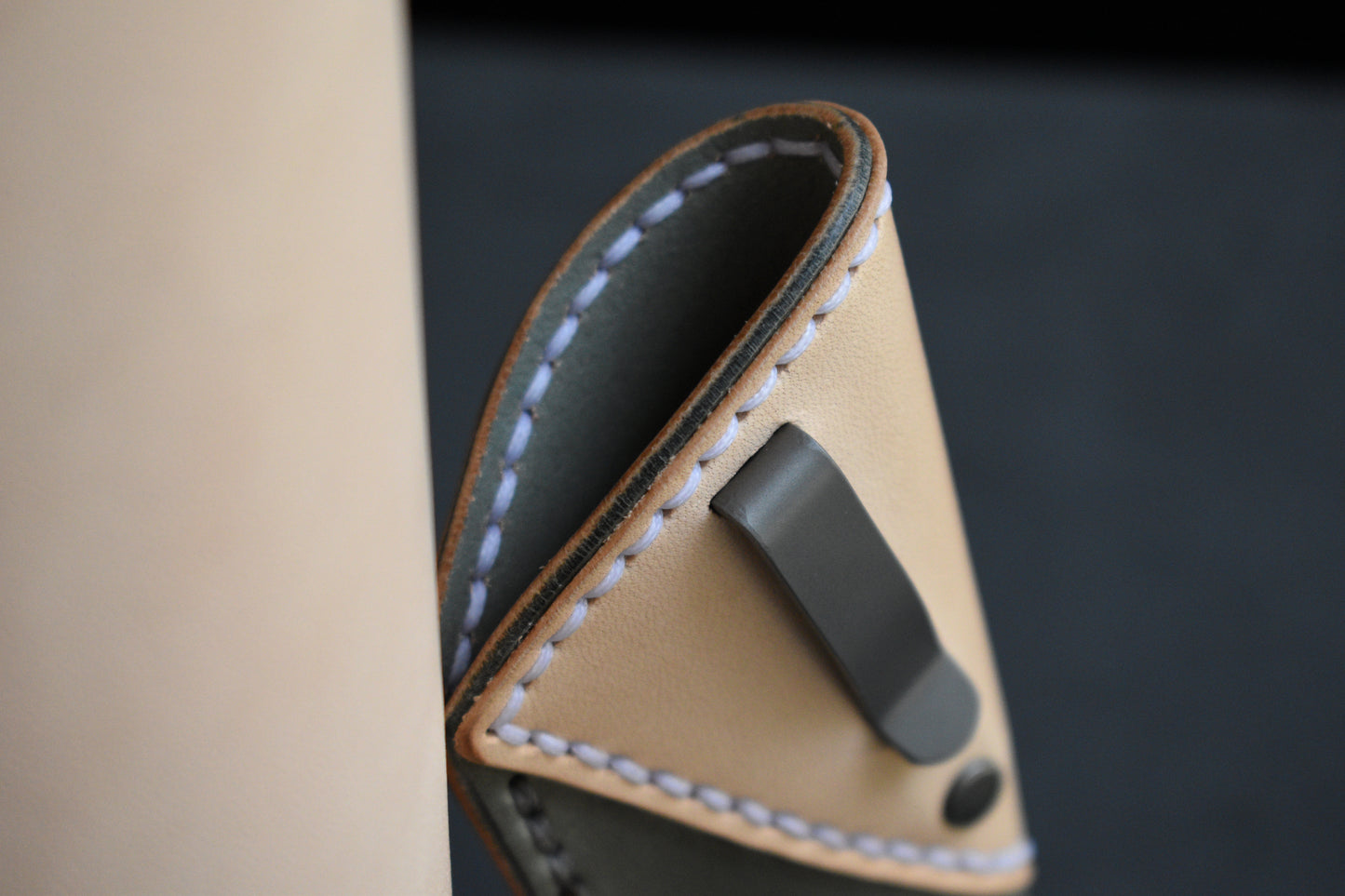 Deluxe Leather Clip Slip | Natural Vachetta & Gray, Titanium Clip